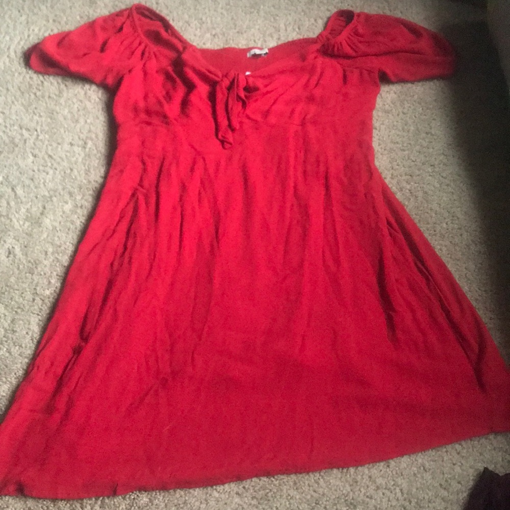 ⭐️NWT⭐️ American Eagle red dress